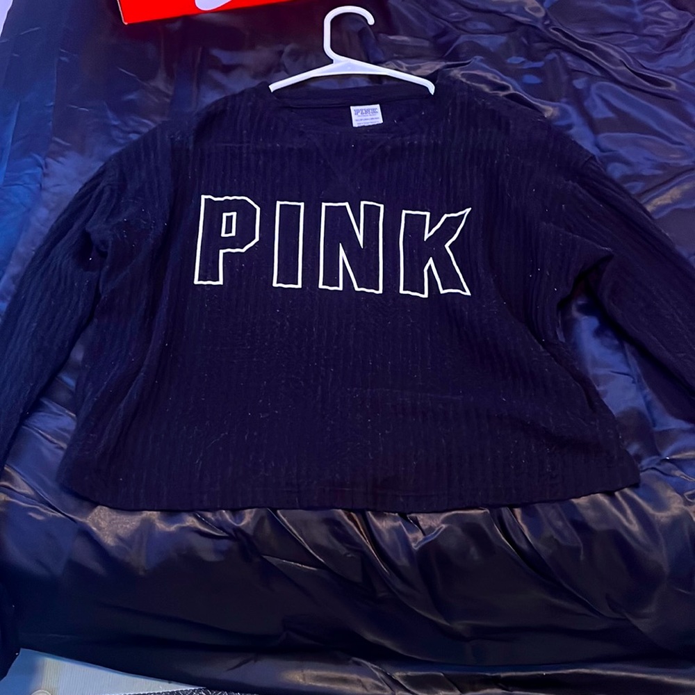 pink all black title xtra small but it’s a little big